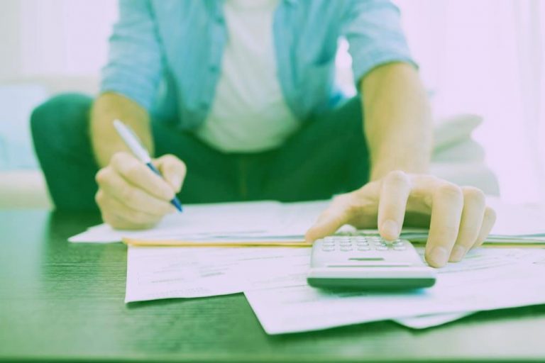Como não fazer dívidas? 8 dicas para não se endividar